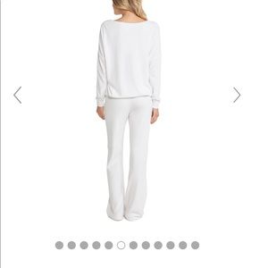 Barefoot Dreams super soft cozy pullover sweater